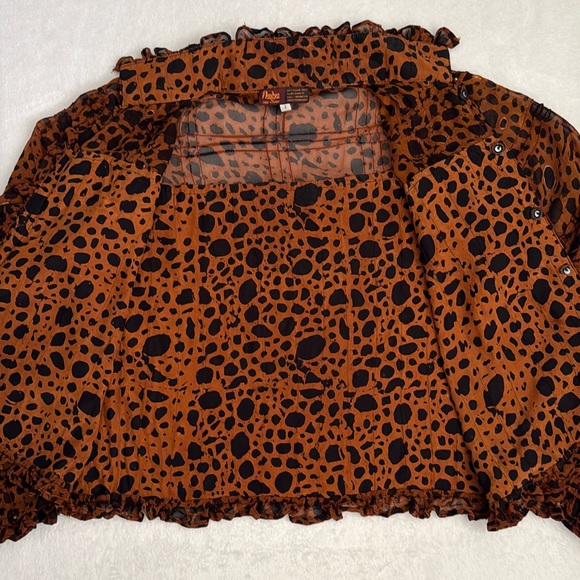 Nadya | Button Front Ruffle Bead Detail Animal Print Blouse Handmade in Bali (S) - Picture 8 of 15
